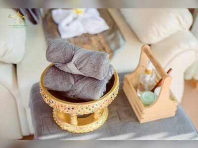 Siriwaranya Saha Clinic (also known as Surin Thai Medicine and Nursing Clinic)