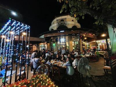 Ninety Nine Bar & Restaurant