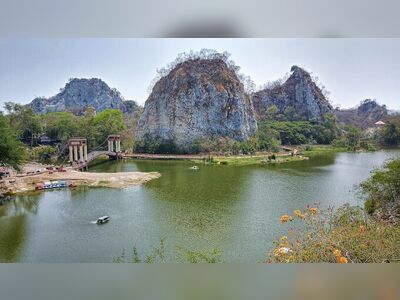 Khao Ngoo Stone Park