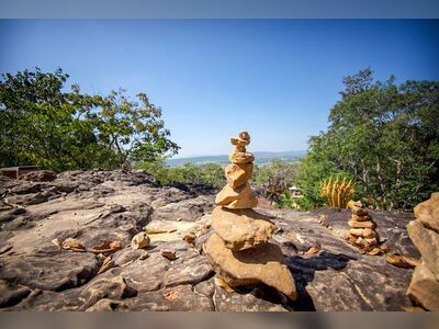 Wat Phu Thap Thong