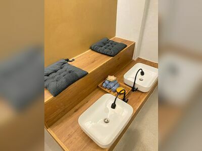 Time Holistic Massage & Spa