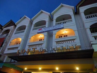 Loft Gallery Dental Clinic