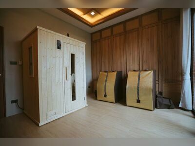 Aura Health Massage