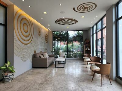 Sans Hotel Ratchaburi