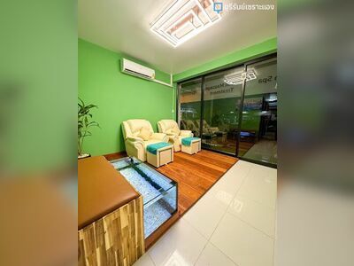 Jen Sabaai Spa