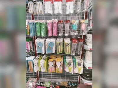 Convenient Dee Trading Store