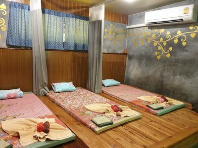 Baan Klang Suan Thai Massage & Body Scrub Spa