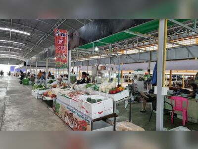 Mueang Thong Charoen Sri Market