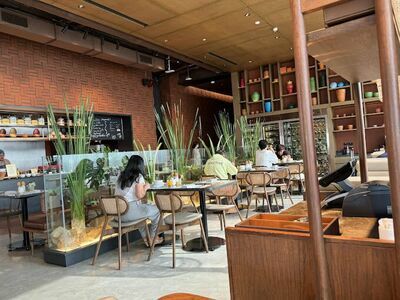 Seasons 27 at Ad Lib Khon Kaen