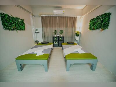 MADAM Spa and Massage