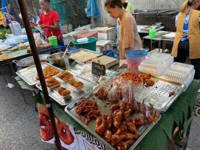 Wat Lum Market