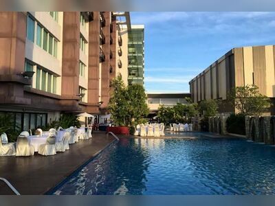 Sunee Grand Hotel