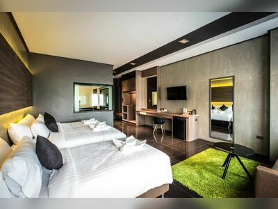 Cresco Hotel