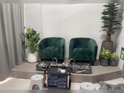 MADAM Spa and Massage