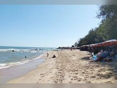 Cha-Am Beach