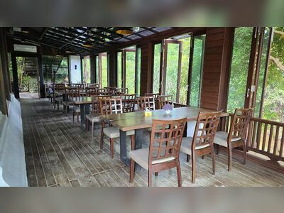 Lan Chang Restaurant