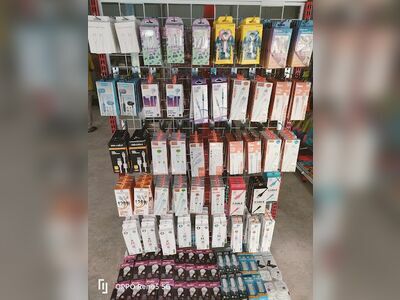 Convenient Dee Trading Store
