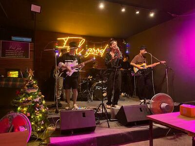 Feelgood Bar