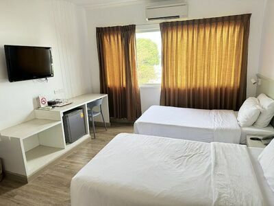 Thewarat Hotel