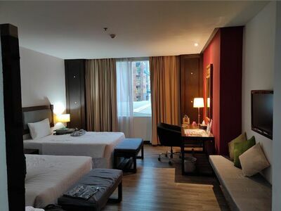 Sunee Grand Hotel