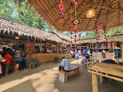 Oh Poi Market