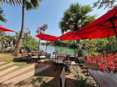 The For Rest Cafe