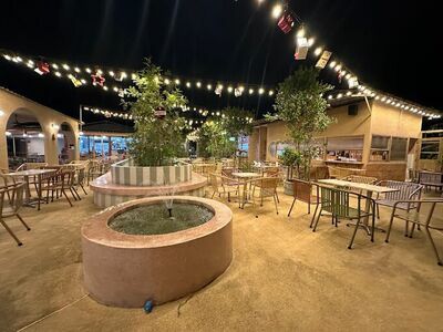 BARNYARD the city kitchen