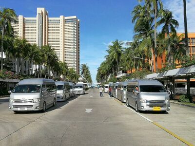 Bus and Minivan Rental
