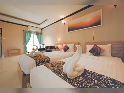 Au Place Hotel