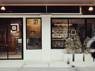 Kuad Bar & Cafe