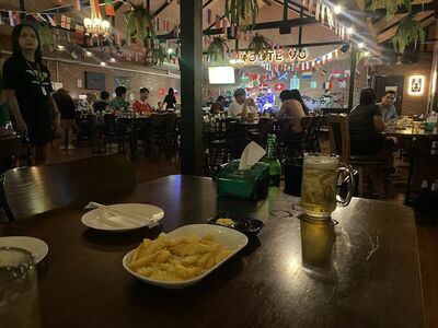 Route 90's Bar & Restaurant