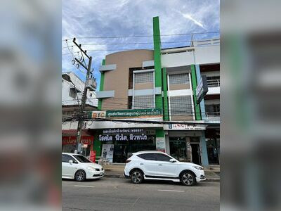 Dr. Bunluesak Clinic - Nawat - Petchlada Kidney Disease, Kidney Stones, Skin Care, Hair Health, Male Health