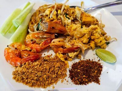Mung Mee Market