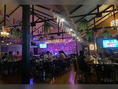 Route 90's Bar & Restaurant