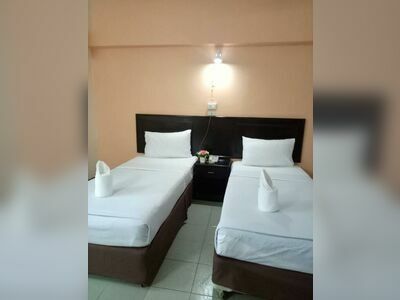 Centerpoint Hotel