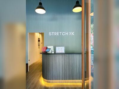 Stretch X Massage and Muscle Stretching