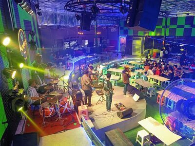 Sanam Lao Pub