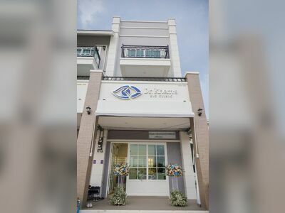 ChatGPT Khemathai Ophthalmology Clinic