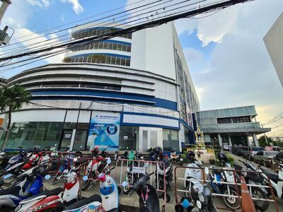 Mahachai Petchrat Hospital