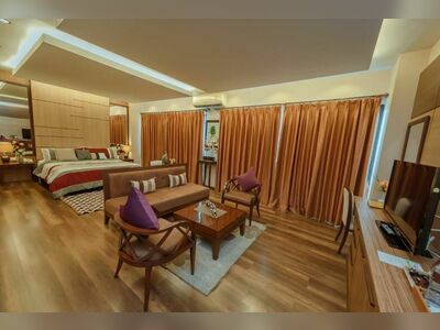 The Panray Hotel