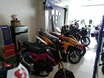 Honda Phetchaburi (also known as JKH - Jiam Kim Ha)