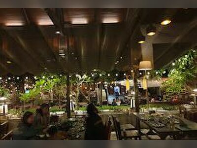 Lan Chang Restaurant