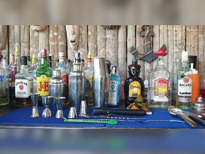 Trio Bar