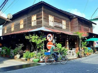 Old Town Market