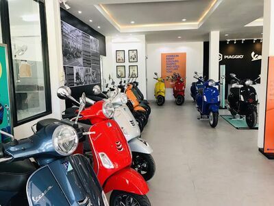 Vespa Surin by SHC