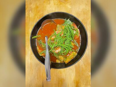 Rim Khong Varee
