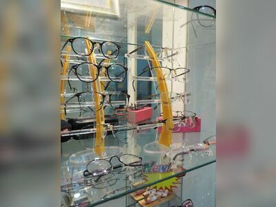 Dr. Naina Eye Clinic