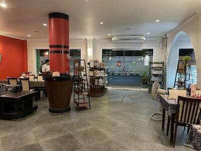 Peppers Restaurant & Bakery