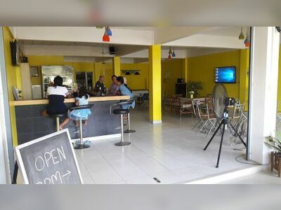 Lemon Lounge