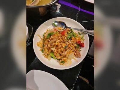 Zoods & Virtigo Bar & Karaoke